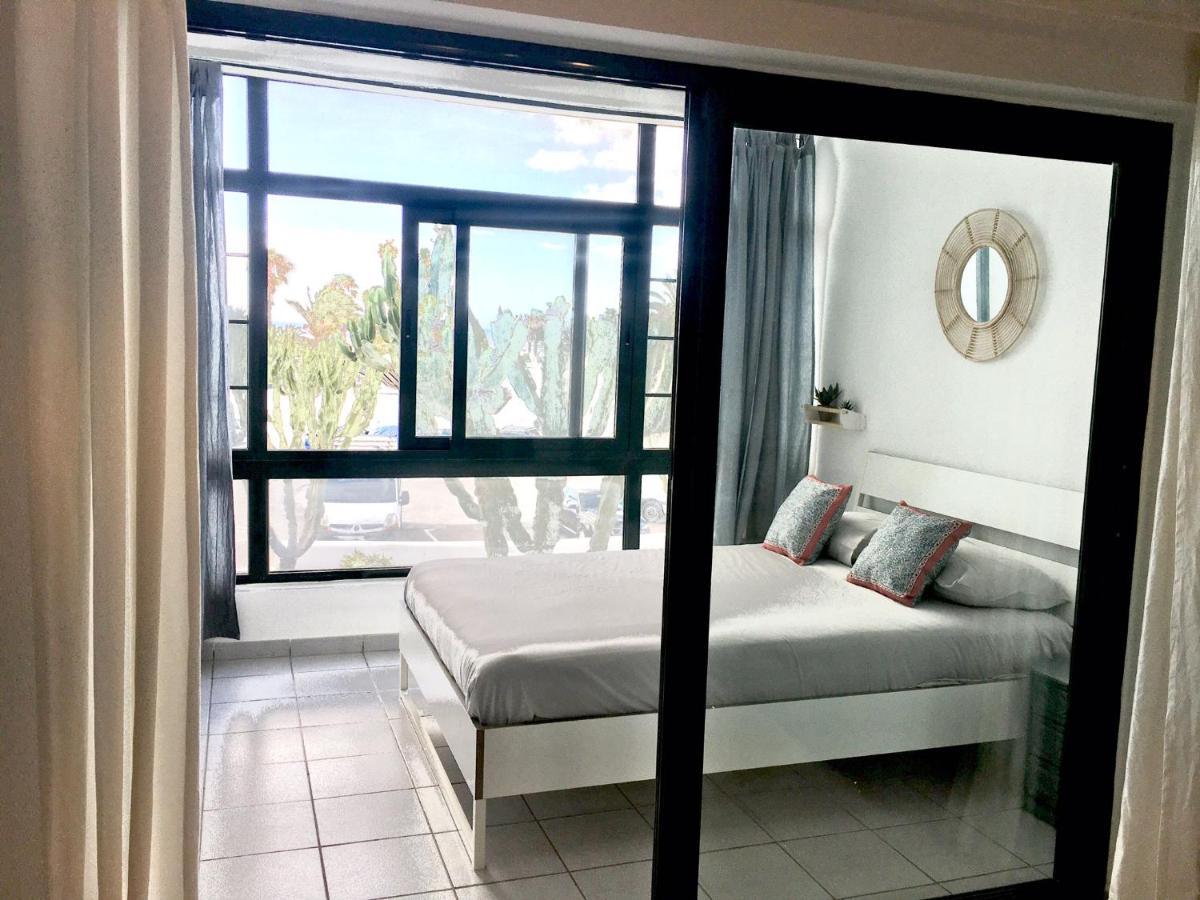 Cozzy Apartment Con Vista Al Mar Costa Teguise Exterior foto