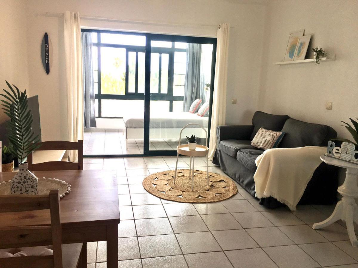 Cozzy Apartment Con Vista Al Mar Costa Teguise Exterior foto