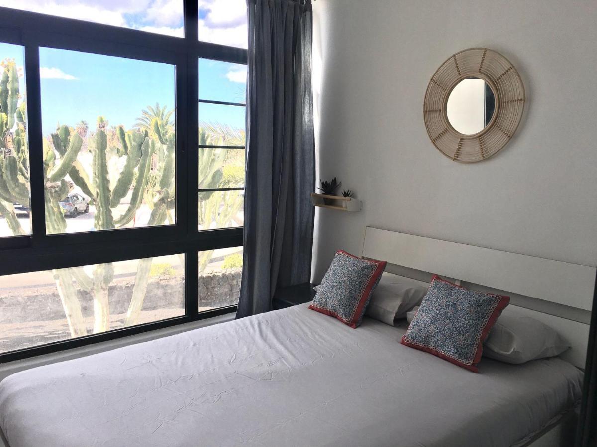 Cozzy Apartment Con Vista Al Mar Costa Teguise Exterior foto