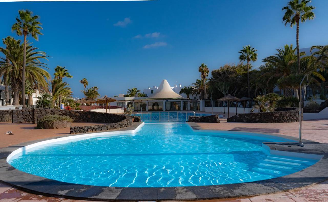 Cozzy Apartment Con Vista Al Mar Costa Teguise Exterior foto